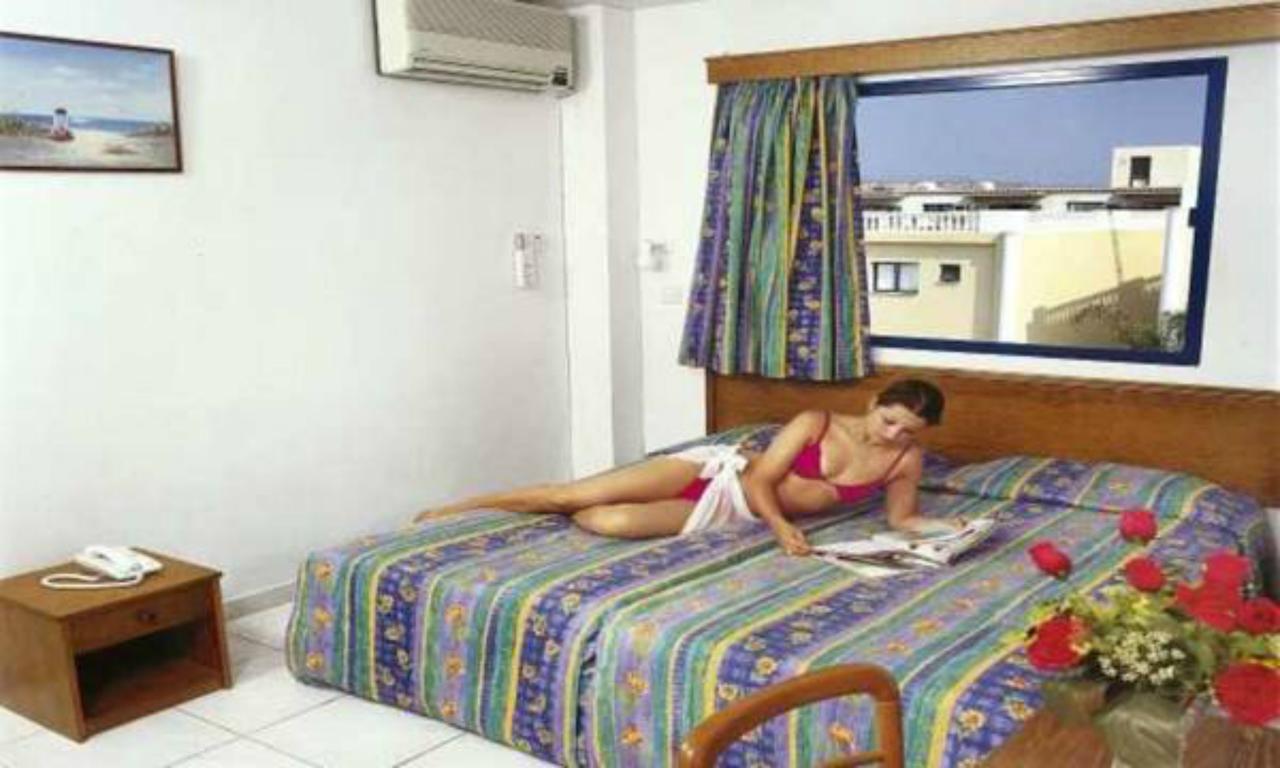 Tsokkos Holidays Hotel Apartments Agia Napa Exterior foto